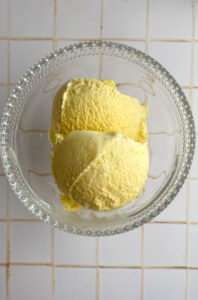 Vanilla custard ice cream without a machine