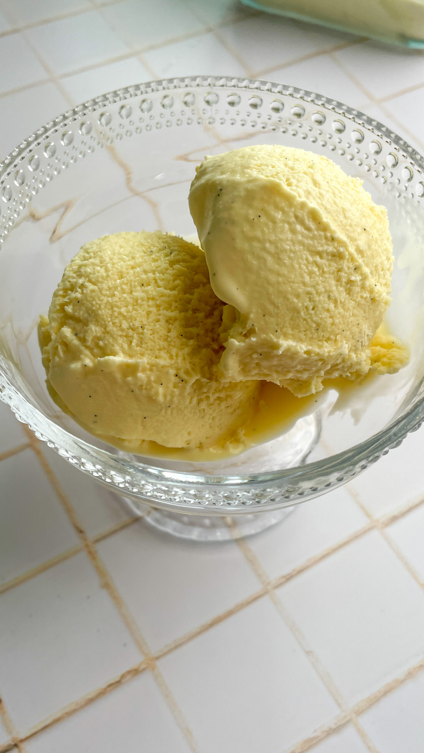 Vanilla custard ice cream without a machine