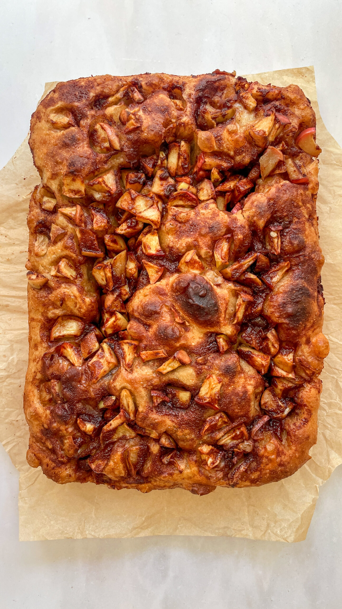 apple sourdough foccacia