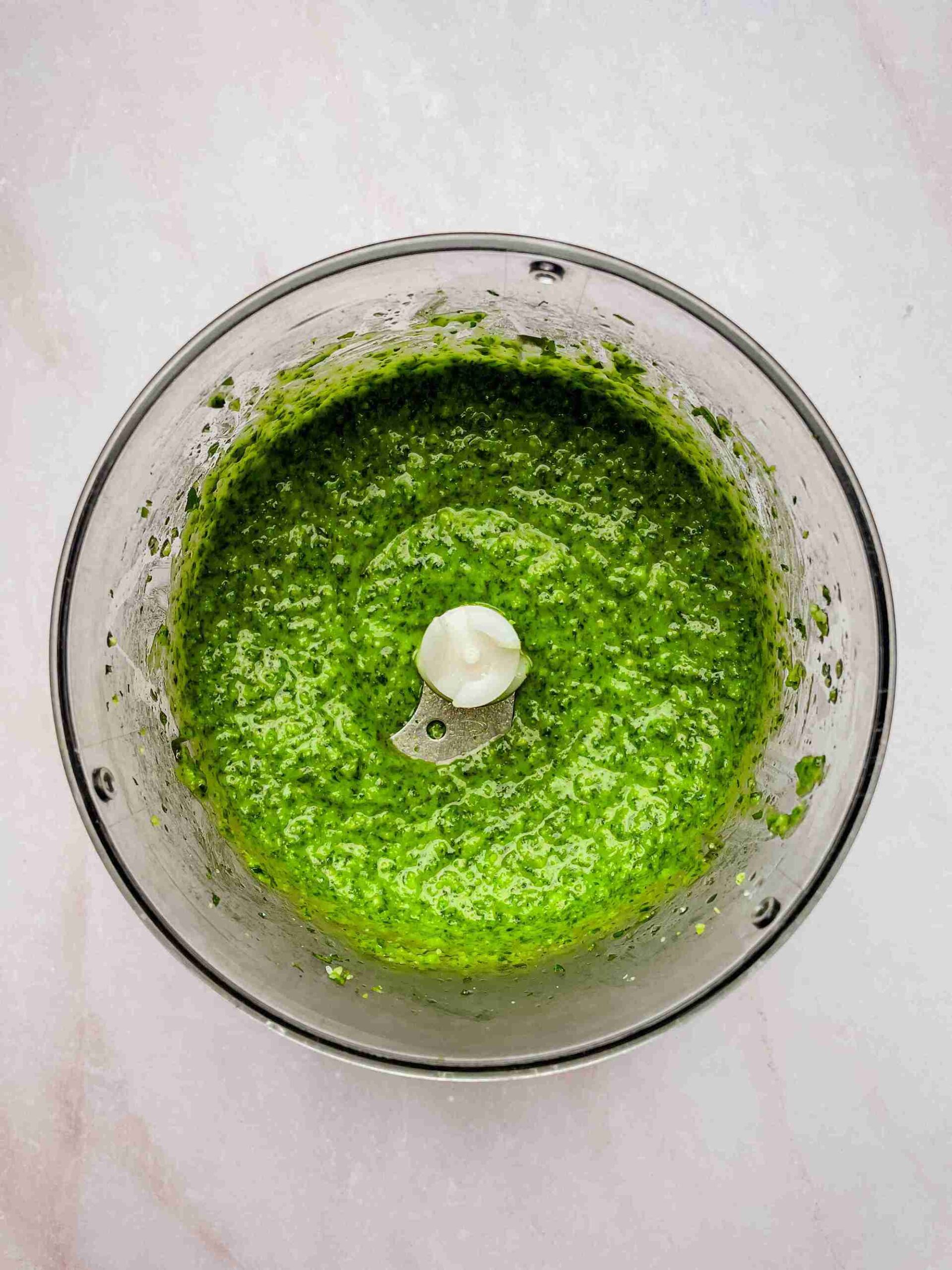 smooth and creamy cashew pesto sauce without pine nuts
